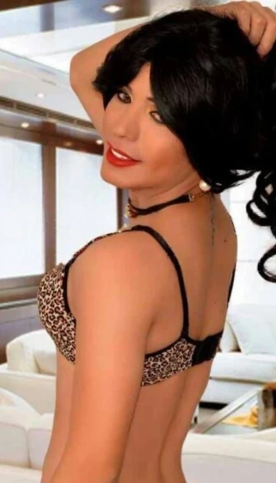 Trans Zara Michell