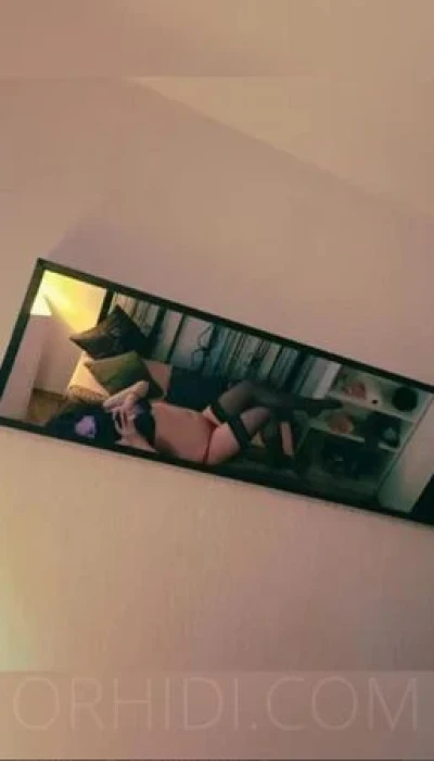 Intimbehaarte Kim - Privat & Diskret