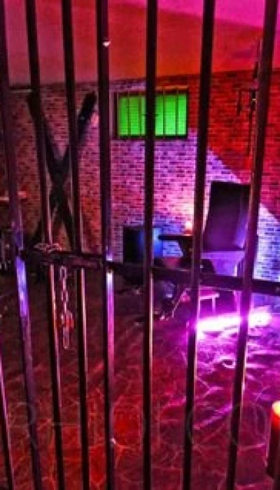 Heaven&Hell Domina Erotikhaus