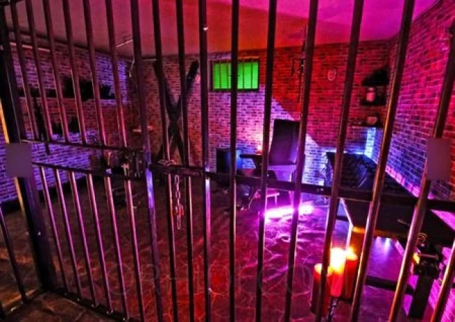 Heaven&Hell Domina Erotikhaus