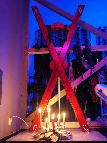NEU! Domina - nur Hotel möglich!