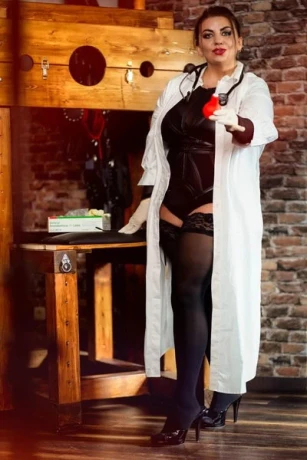 LADY KATRINA - Nur mit Termin