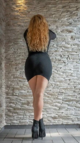 Bella Die Milf