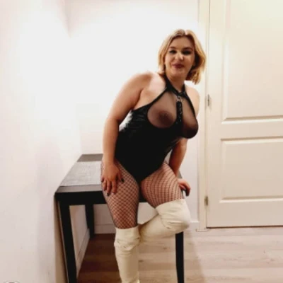 Ayleen Bei Sexy Babes