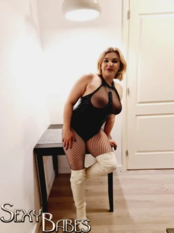 Ayleen Bei Sexy Babes
