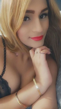Leslie Ts