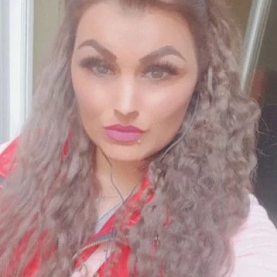 Jazmin Haushotelbesuche