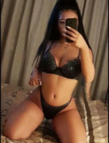 Annie Bei Relax Lounge