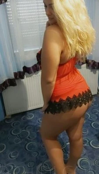 Adelina Neu Top Service