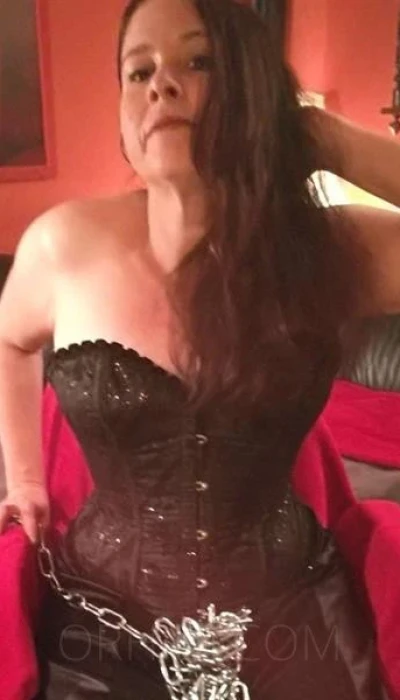 LADY AVA