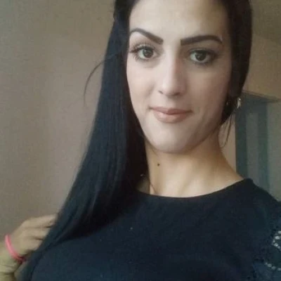 Elza aus Ungarn