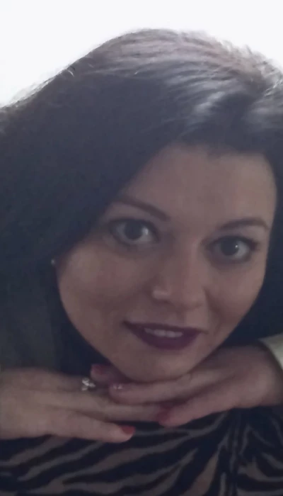 Olivia 28