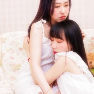 Aisu und July heißes Duo
