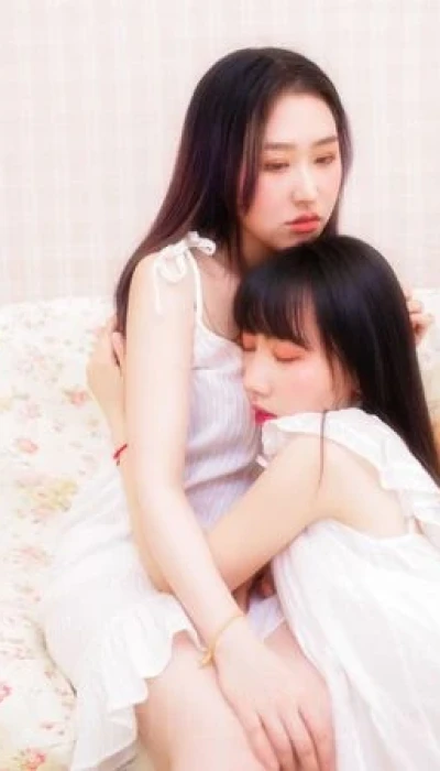 Aisu und July heißes Duo