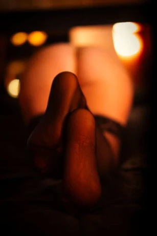 Neu Dana Deine Beruhrerin Tantrische Ol Ganzkorpermassagen