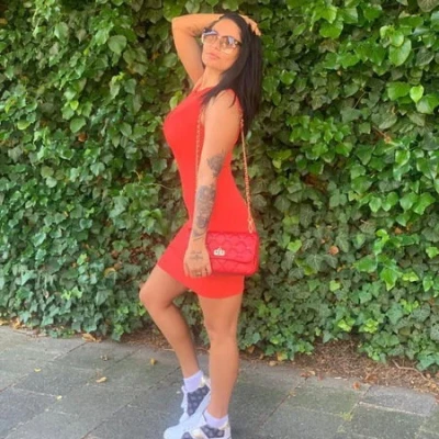 Lena Neu Top Service