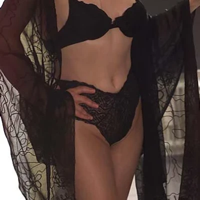 Sophia Reife Charmante Masseurin