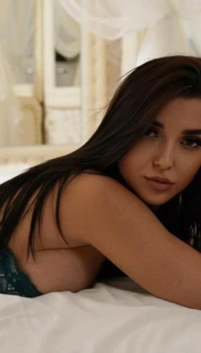Helena Bei Sexy Babes