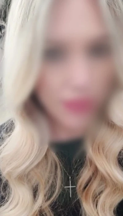 Kiara28