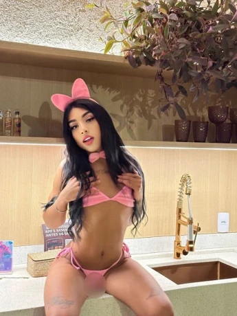 TS Julia Beatriz