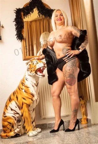 BLONDINE NICOL - GANZ NEU da nur für kurze Zeit