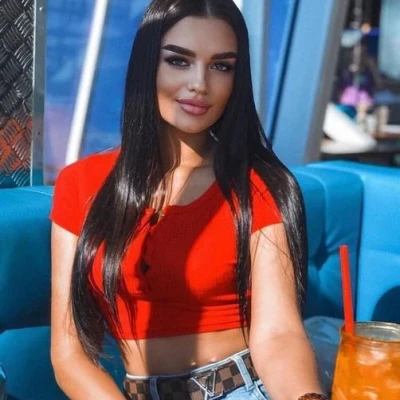 Sexy Jolinna