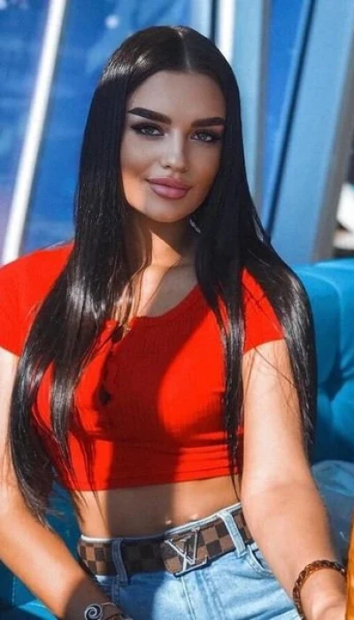 Sexy Jolinna