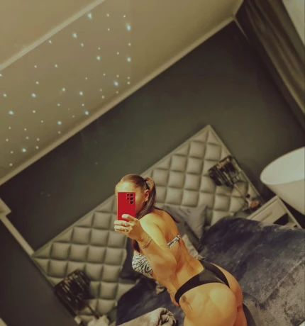 Kassandra Avdt Queen