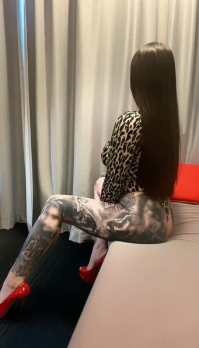 Anne48