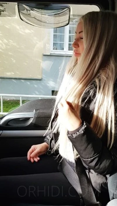 Deutsche junge(18+) Dame 100% echte Bilder