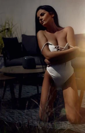 Arya - Heißes Girl (21J) aus Skandinavien