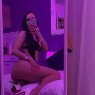 Isabella Latina