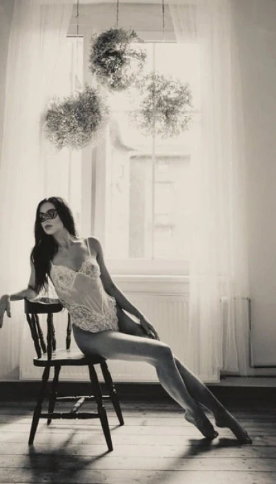 Carmen Wunderbar Brunette