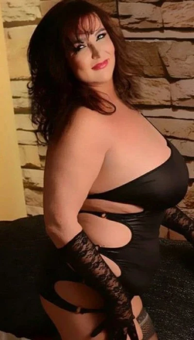 Maggy Milf* Franz. Spezialistin
