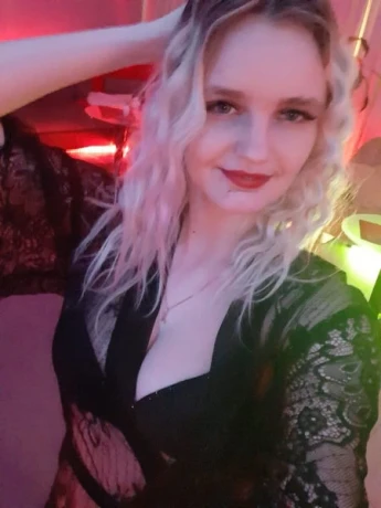 Neu! Sexy Alena bei Club EXZELLENT