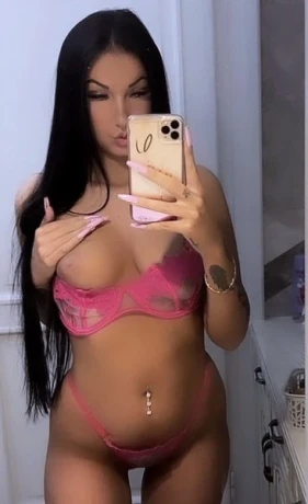 Adriana102