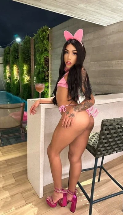 TS Julia Beatriz