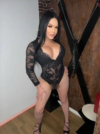 Trans Valeska Latina Party