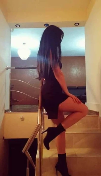 Mona81