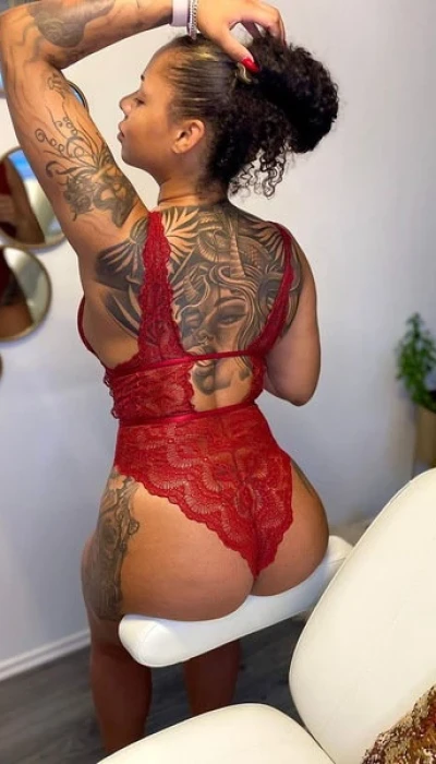 BONI - 100% curvy deutsch/latina NUR BIS SONNTAG !!