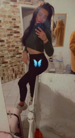 Trans Roxy Cohen