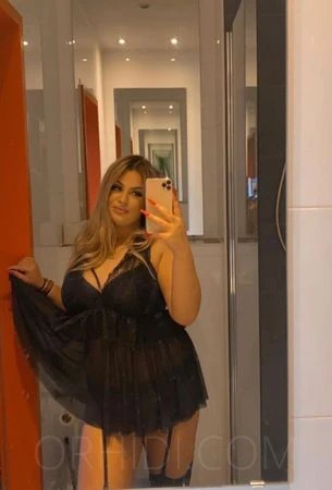 Nina 20j (Bl*w*** Queen) diskret