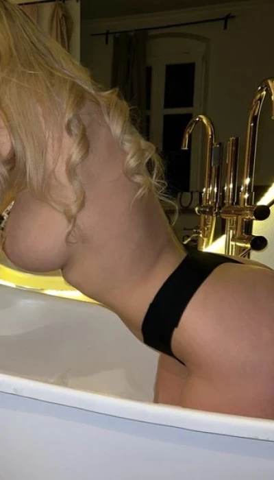 Alexandra MASSAGE