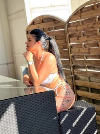 Selena175