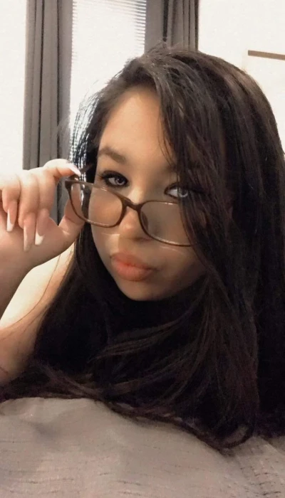 Vanessa365