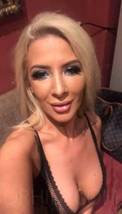 louisa- Partymaus