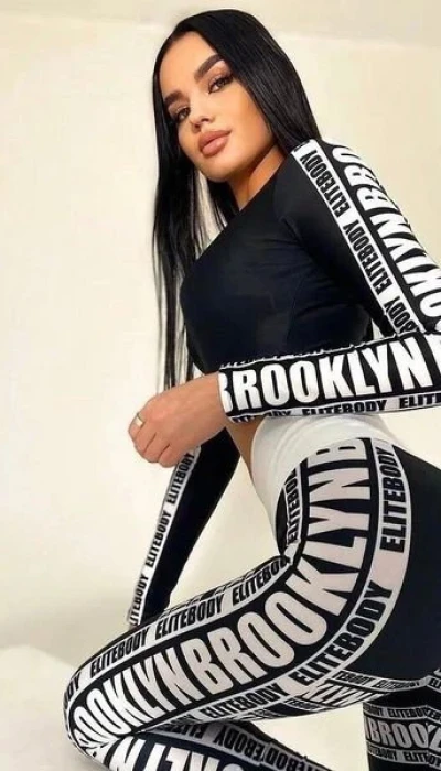 Sexy Jolinna