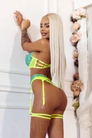 Brianna - 100% Originalbilder
