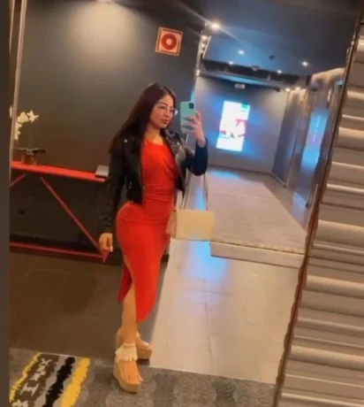 Isabela Latina Av Aus Kolumbien