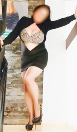 NEU BUSTY BOOBS